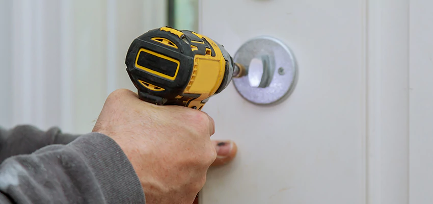 Street Locksmith For Smart Lock Repair in Los Altos, CA